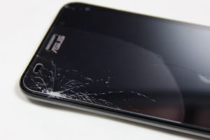 スマホ画面のガラス割れ